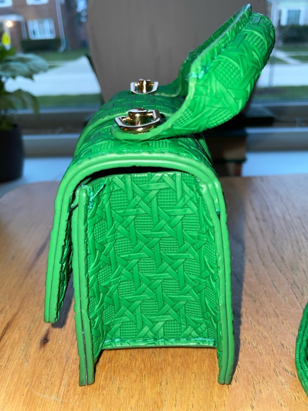 Green Woven-Texture Top Handle Mini Bag or Crossbody - Picture 3 of 8